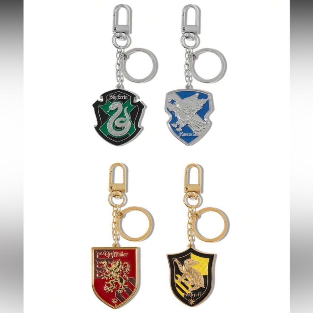 NWT Harry Potter House Keychain (1 Pc)